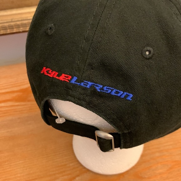 🆕 NEW ERA Black Kyle Larson Team Enzyme Washed 9TWENTY Adjustable Hat - OS - Picture 2 of 6